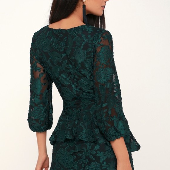 Lulu’s FOREST GREEN BURNOUT VELVET FLORAL DRESS👗 - Picture 2 of 6